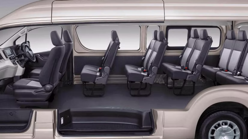 new-hiace-seat